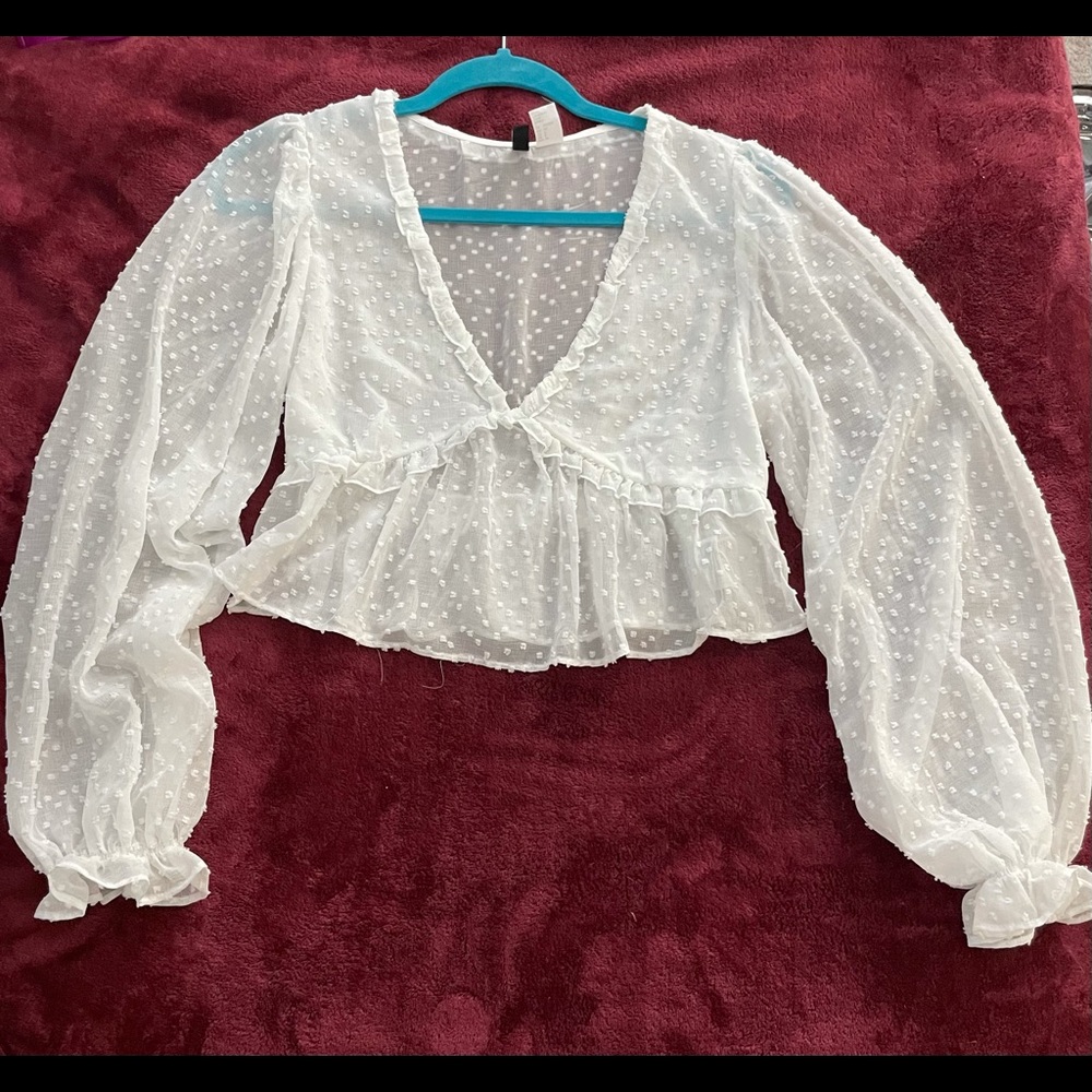H&M White Lace Crop shirt